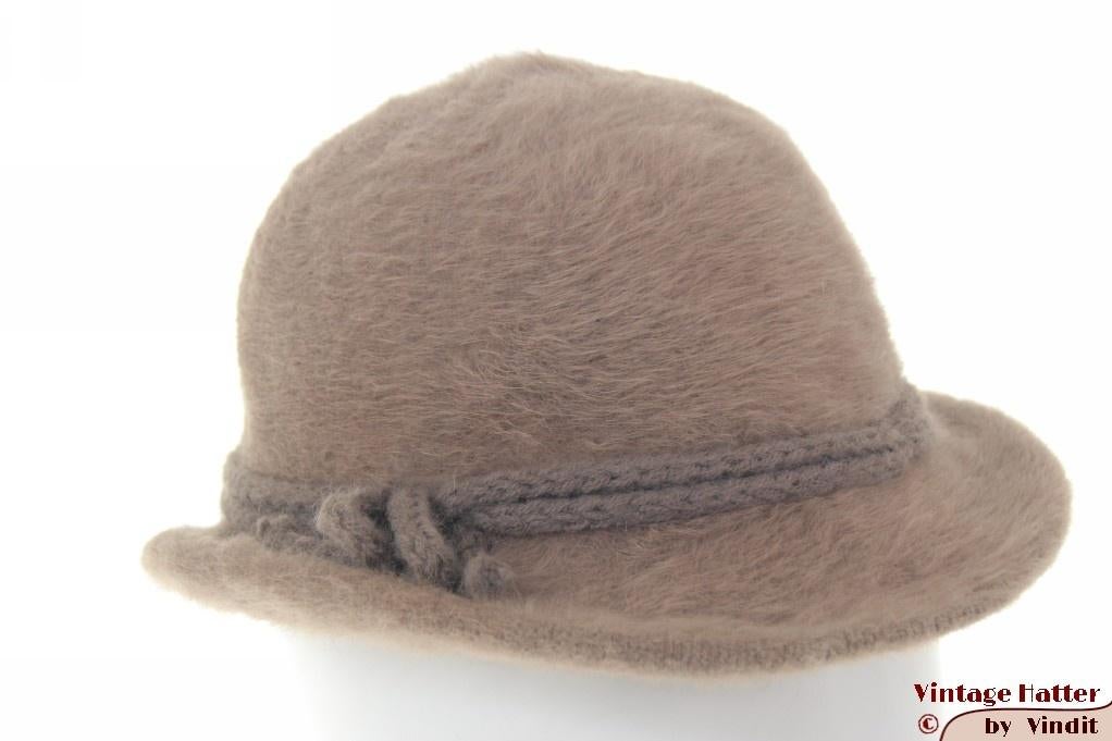 Vintage Dameshoed CandA licht grijzig beige angora 55 = S-XS, 55 cm (S, 6⅞ inch) of minder, Ophalen of Verzenden, Zo goed als nieuw