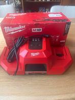 Milwaukee M18 Acculader - Nieuwstaat, Ophalen of Verzenden, Nieuw