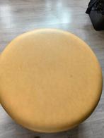 Leer poef  groot te koop, Ophalen, Leer, Zo goed als nieuw, 50 tot 75 cm