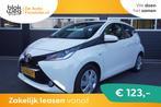 Toyota Aygo 1.0 VVT-i x-nav/camera/airco € 9.000,00, Auto's, Stof, 4 stoelen, Wit, Origineel Nederlands