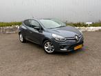 Renault Clio Energy TCe 90pk Eco2 S&S 2017 Grijs, Auto's, Renault, Voorwielaandrijving, 898 cc, Origineel Nederlands, Handgeschakeld