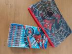 Marvel Spiderman etui en doos met 12 kleurpotloden, Nieuw, Overige typen, Ophalen of Verzenden