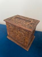 Teak houten sigarettendispenser | hand-gesneden | 1900-1950, Ophalen of Verzenden
