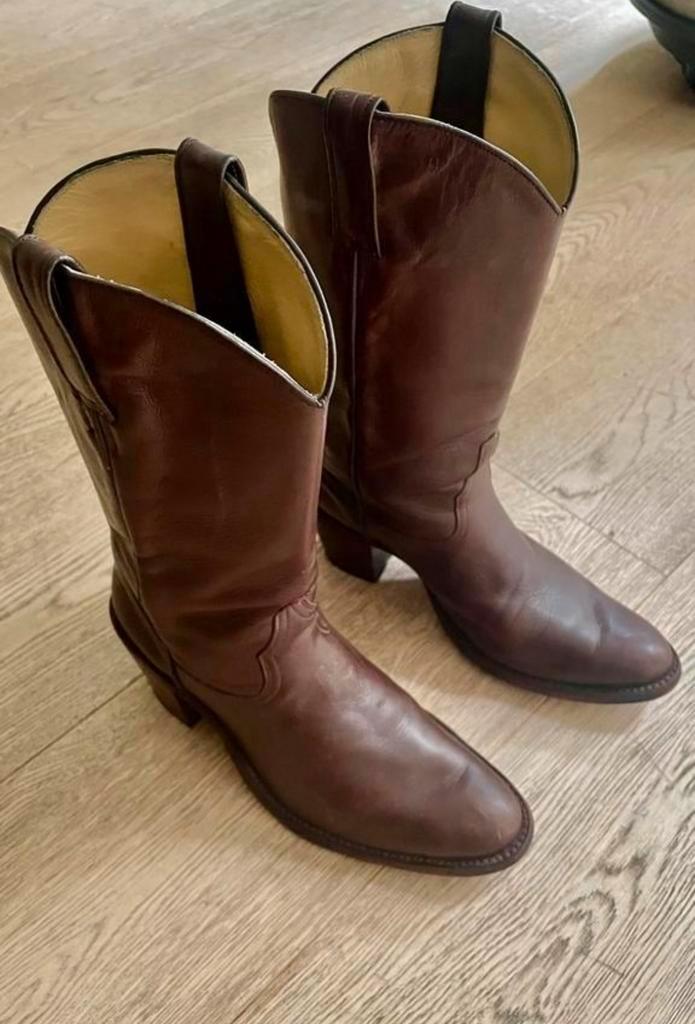 Tony Mora boots 39, Kleding | Dames, Schoenen, Zo goed als nieuw, Hoge laarzen, Zwart, Ophalen of Verzenden