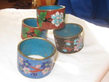Set van 4 vintage cloisonné servetringen. beschikbaar voor biedingen