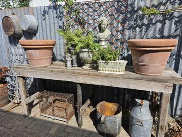 oude toscaanse potten ``WOONWINKEL RUSTIEK`` beschikbaar voor biedingen