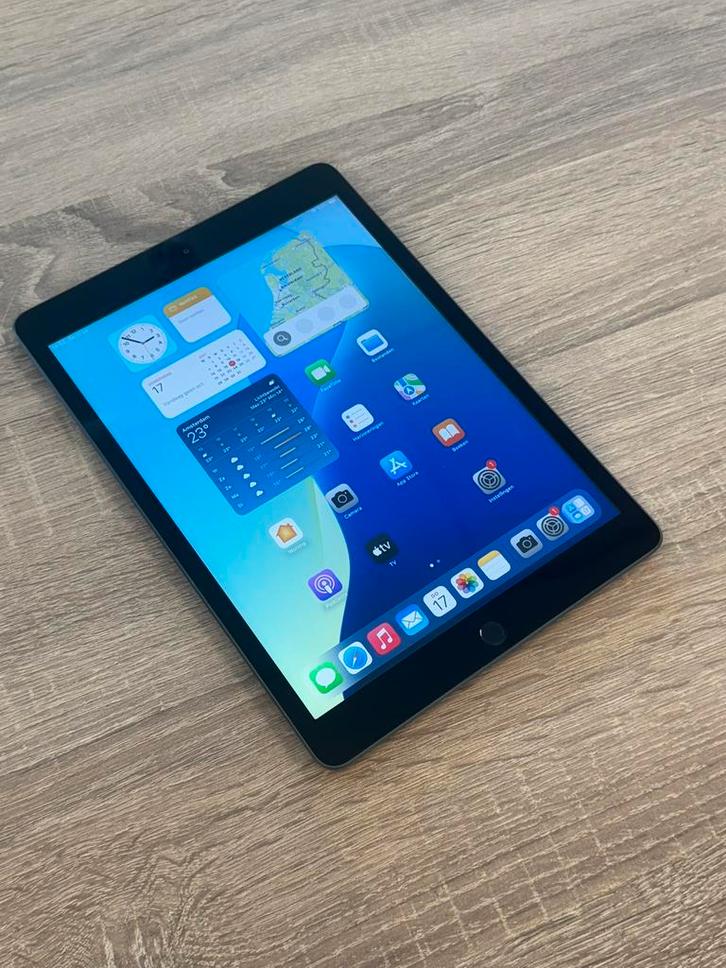 Nieuwstaat iPad 9 64gb (2021) | space grey | 97% 🔋, Computers en Software, Apple iPads, Zo goed als nieuw, Apple iPad, Wi-Fi