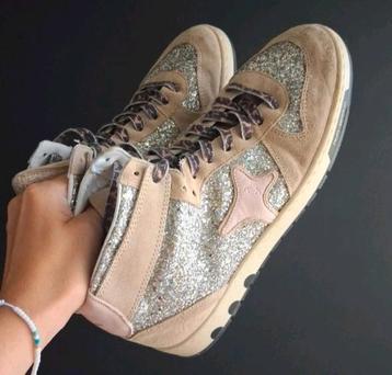 Amabrandeluxe sneakers maat 41 beschikbaar voor biedingen