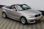 BMW 1-serie Cabrio 128i Automaat 234PK M-pakket Airco Leder!, Auto's, BMW, Achterwielaandrijving, Gebruikt, Beige, 1520 kg