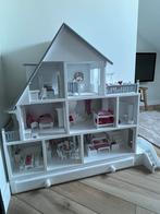 Prachtig handgemaakt poppenhuis inclusief toebehoren, Ophalen of Verzenden, Zo goed als nieuw