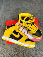 Nike dunk High LE Goldenrod EU36.5/ UK4/ US4.5, Nieuw, Ophalen of Verzenden, Sneakers of Gympen, Nike