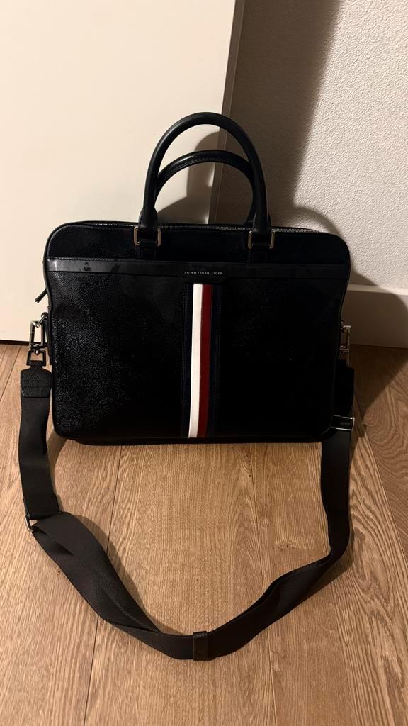 Tommy Hilfiger Coated Computer tas / Laptoptas – Zwart, Computers en Software, Laptoptassen, Zo goed als nieuw, Aktetas, 15 inch