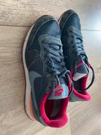 Nike sneakers, maat 38,5, Nike, Gedragen, Ophalen of Verzenden, Overige kleuren