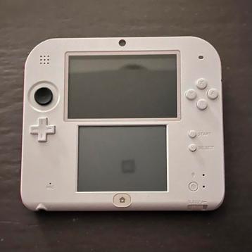 Nintendo 2DS met 13 Games! beschikbaar voor biedingen