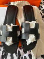 Hermes Oran black slides, Kleding | Dames, Schoenen, Ophalen of Verzenden, Zo goed als nieuw, Zwart