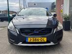 Volvo V60 1.6 T3 110kW Momentum, Auto's, Volvo, Voorwielaandrijving, 15 km/l, Huisgarantie, 4 cilinders