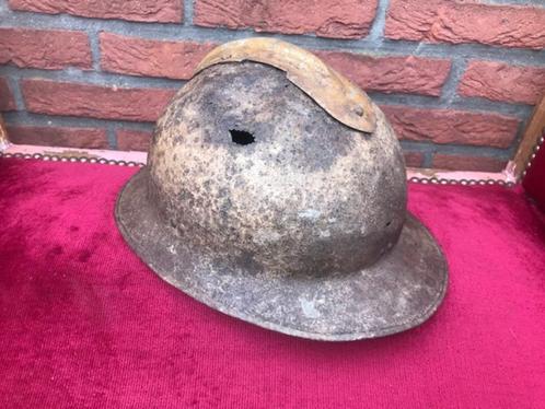 Franse helm, bodemvondst, WO2, Verzamelen, Militaria | Algemeen, Helm of Baret, Ophalen of Verzenden