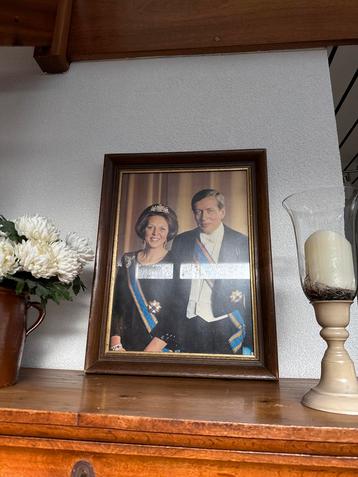 Statieportret Beatrix & Claus, eiken lijst, 45x58cm beschikbaar voor biedingen
