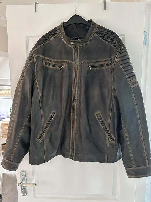 Mooie leren “ bikerjas” maat 58, Kleding | Heren, Jassen | Zomer, Zo goed als nieuw, Maat 56/58 (XL), Bruin, Ophalen of Verzenden