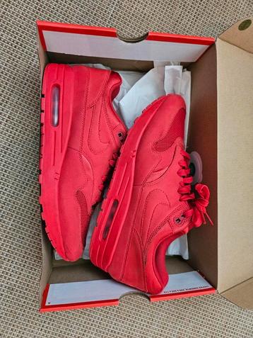 Nike Air Max 1 Tonal Red maat 42,5 US 9 beschikbaar voor biedingen