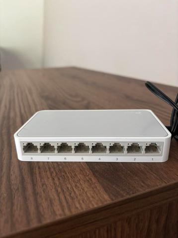 8 poort switch TP-Link TL-SF1008D beschikbaar voor biedingen