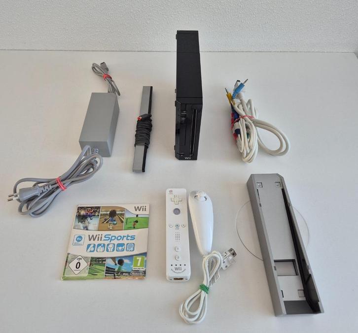 Nintendo Wii Console Set MotionPlus Controller + Wii Sports, Spelcomputers en Games, Spelcomputers | Nintendo Wii, Gebruikt, Met 1 controller