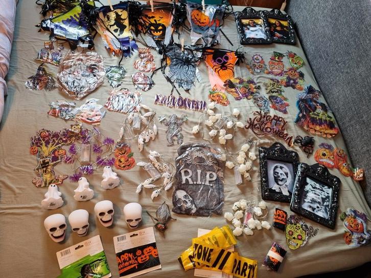 Heel veel Halloween spullen., Hobby en Vrije tijd, Overige Hobby en Vrije tijd, Gebruikt, Ophalen of Verzenden