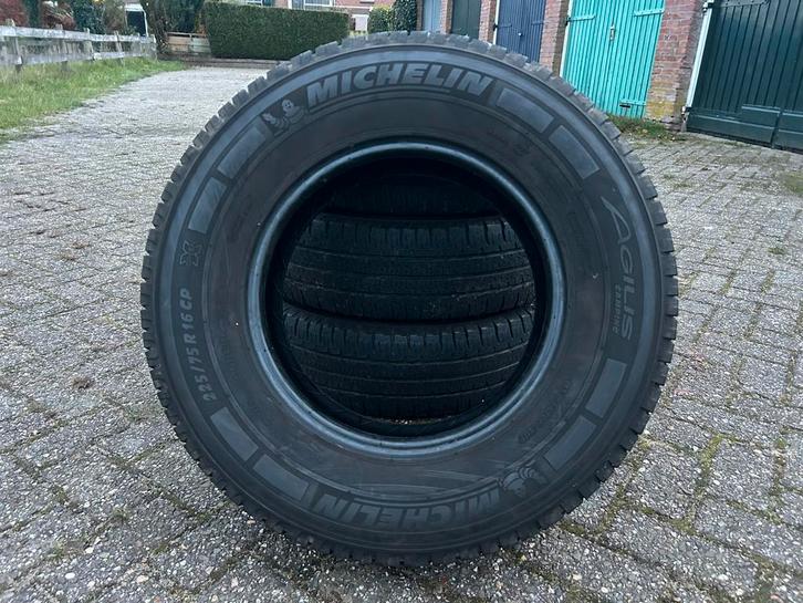 225 75 16 Michelin Agilis camperbanden M+S (4 stuks) camper, Auto-onderdelen, Banden en Velgen, Band(en), Zomerbanden, 16 inch
