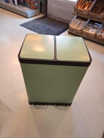 2x 30L Prullenbak - Saliegroen beschikbaar voor biedingen