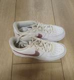 Mooie nette Nike air force sneaker/damesschoenen, Kleding | Dames, Schoenen, Ophalen of Verzenden, Zo goed als nieuw, Wit, Sneakers of Gympen