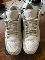 Nike Air Jordan 1 Low SE - Maat 42, Ophalen, Wit, Sneakers of Gympen, Gedragen