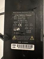 Gezocht thuisbezorg 3pins Acculader 42V - DPLC168V42, Ophalen of Verzenden, Gebruikt