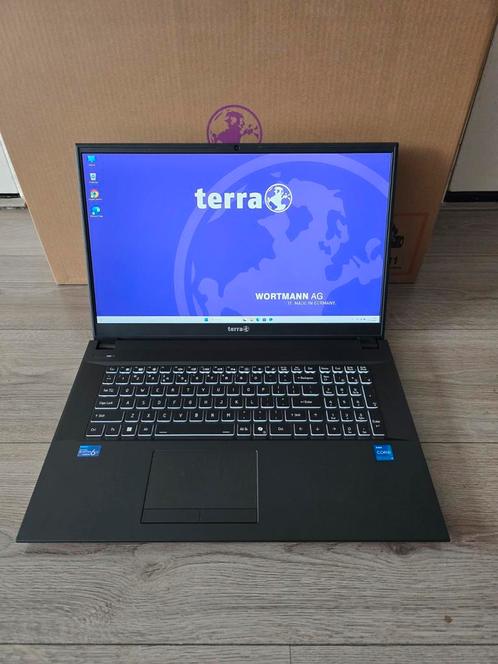 Terra laptop 17,3inch 8gb 500ssd i5 nieuw in doos, Computers en Software, Windows Laptops, Nieuw, 17 inch of meer, SSD, 4 Ghz of meer