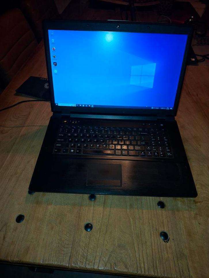 BTO Laptop - Krachtige prestaties, Computers en Software, Windows Laptops, Gebruikt, 15 inch, SSD, 2 tot 3 Ghz, 8 GB, Qwerty, Met videokaart