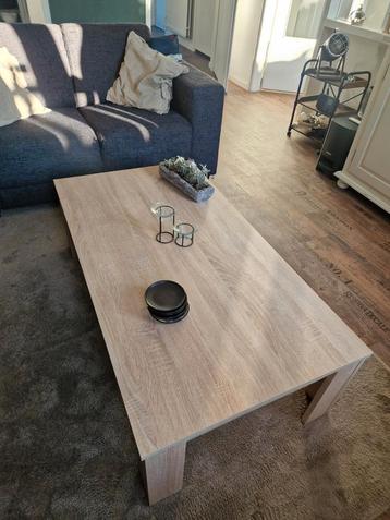 Salontafel  beschikbaar voor biedingen