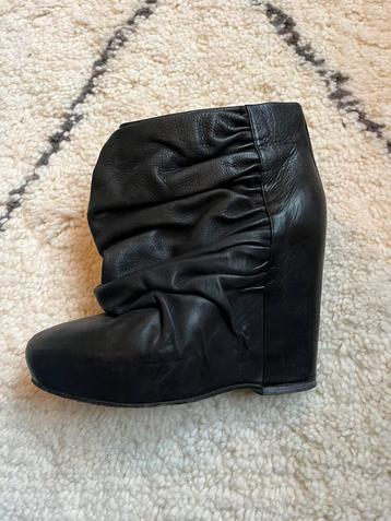 Ruched wedge boots hakken van Maison Margiela zwart leer beschikbaar voor biedingen