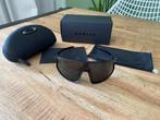 Oakley RSLV Prizm Black Polarized Sunglasses, Zonnebril, Zwart, Ophalen of Verzenden, Zo goed als nieuw