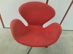 Iconische Vintage Design: Arne Jacobsen Swan Chair, Huis en Inrichting, Fauteuils, Ophalen, Gebruikt, Vintage, 75 tot 100 cm