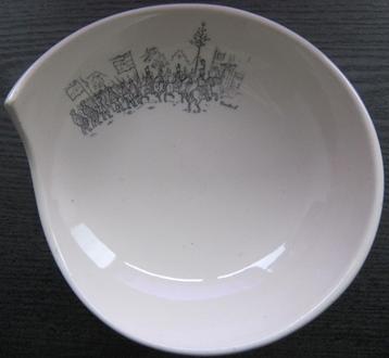 GROLSCH - oude pindaschaal + 10 kleine schaaltjes beschikbaar voor biedingen