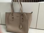 Guess tas, Ophalen of Verzenden, Zo goed als nieuw, Beige, Handtas