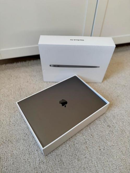 Apple MacBook Air (2020), Computers en Software, Apple Macbooks, Zo goed als nieuw, 13 inch, Minder dan 2 Ghz, 8 GB, Ophalen