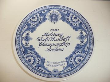 Wandbord militair wereldkampioenschap voetbal Arnhem 1991 beschikbaar voor biedingen