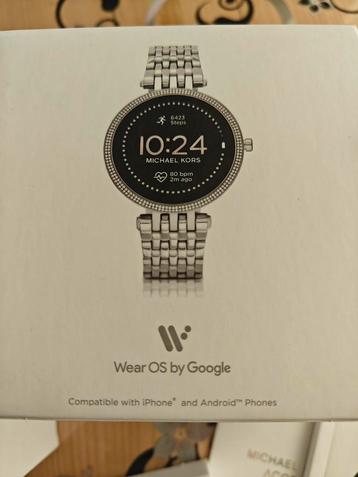 Michael Kors MKT 5126 smartwatch  beschikbaar voor biedingen