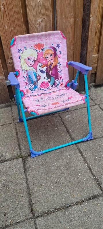 Kinderstoeltje frozen beschikbaar voor biedingen