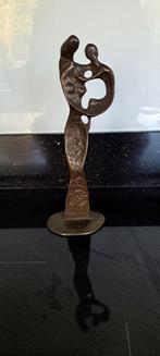 Moeder en kind stevig bronsachtig beeldje 23 cm hoog, Antiek en Kunst, Kunst | Overige Kunst, Ophalen of Verzenden