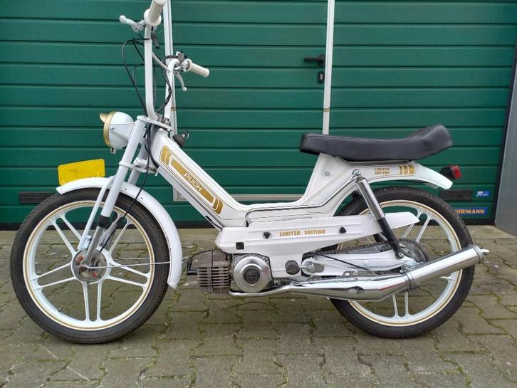 Leuke Puch maxi, Fietsen en Brommers, Brommers | Oldtimers, Puch, Maximaal 45 km/u, Ophalen