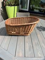 Rieten hondenmand voor achter op fiets, Fietsen en Brommers, Ophalen, Gebruikt, Fietsmand