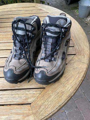 Meindl wandelschoenen maat 38 beschikbaar voor biedingen