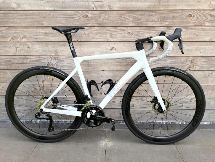 Custom Freccia Cancano maat 54 Shimano 105 Di2 FFWD Ryot, Fietsen en Brommers, Fietsen | Racefietsen, Nieuw, Overige merken, Meer dan 20 versnellingen