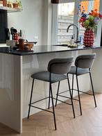 Grijze stalen barkrukken HelloChair, Huis en Inrichting, Barkrukken, 2 krukken, Ophalen, Zo goed als nieuw, 60 tot 90 cm